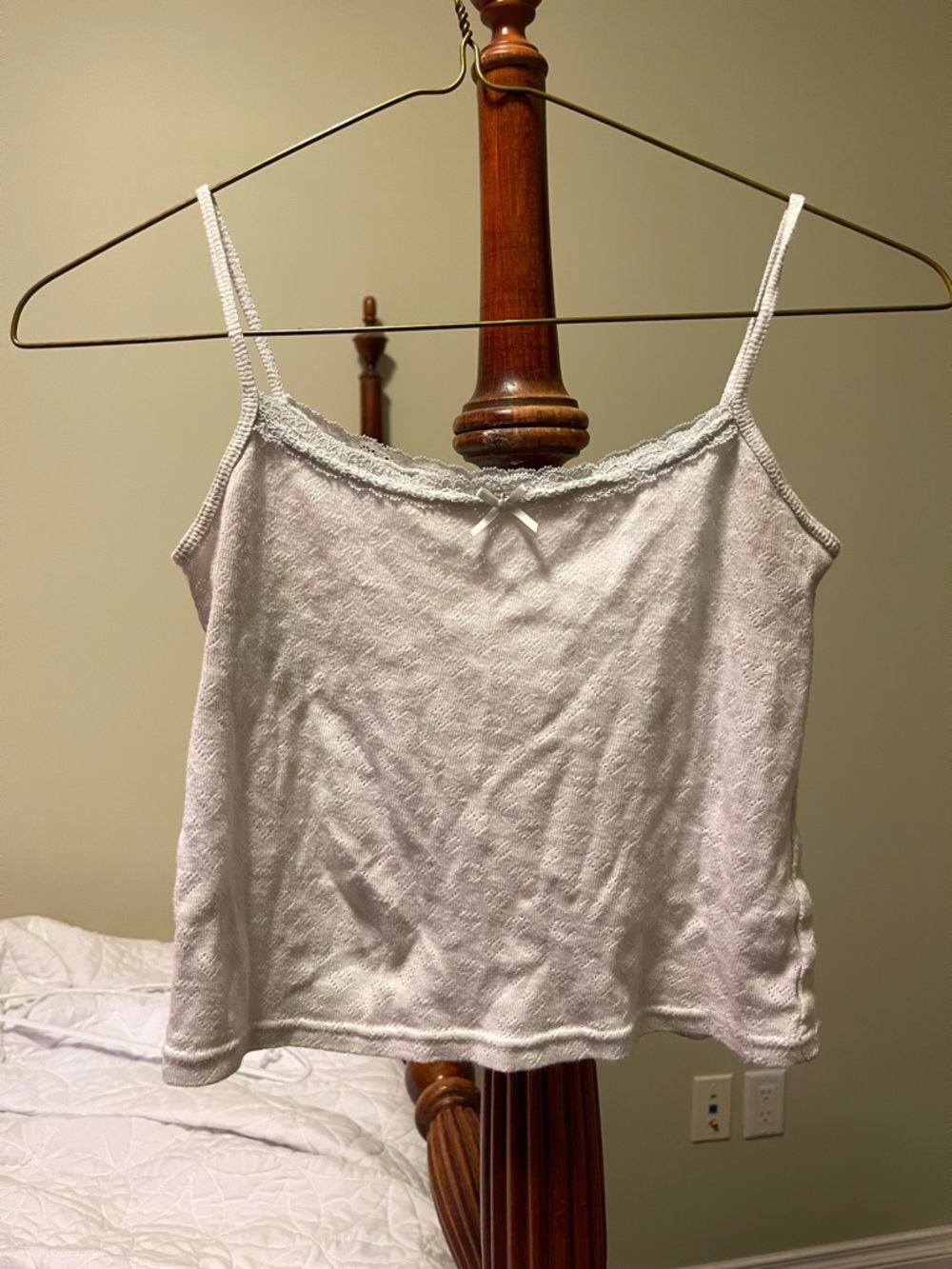 Brandy Melville Hearts Lace White Cami Top